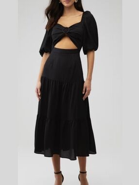 New MINKPINK Audrey Black Cutout Tiered Maxi Dress Puff Sleeves Size Large